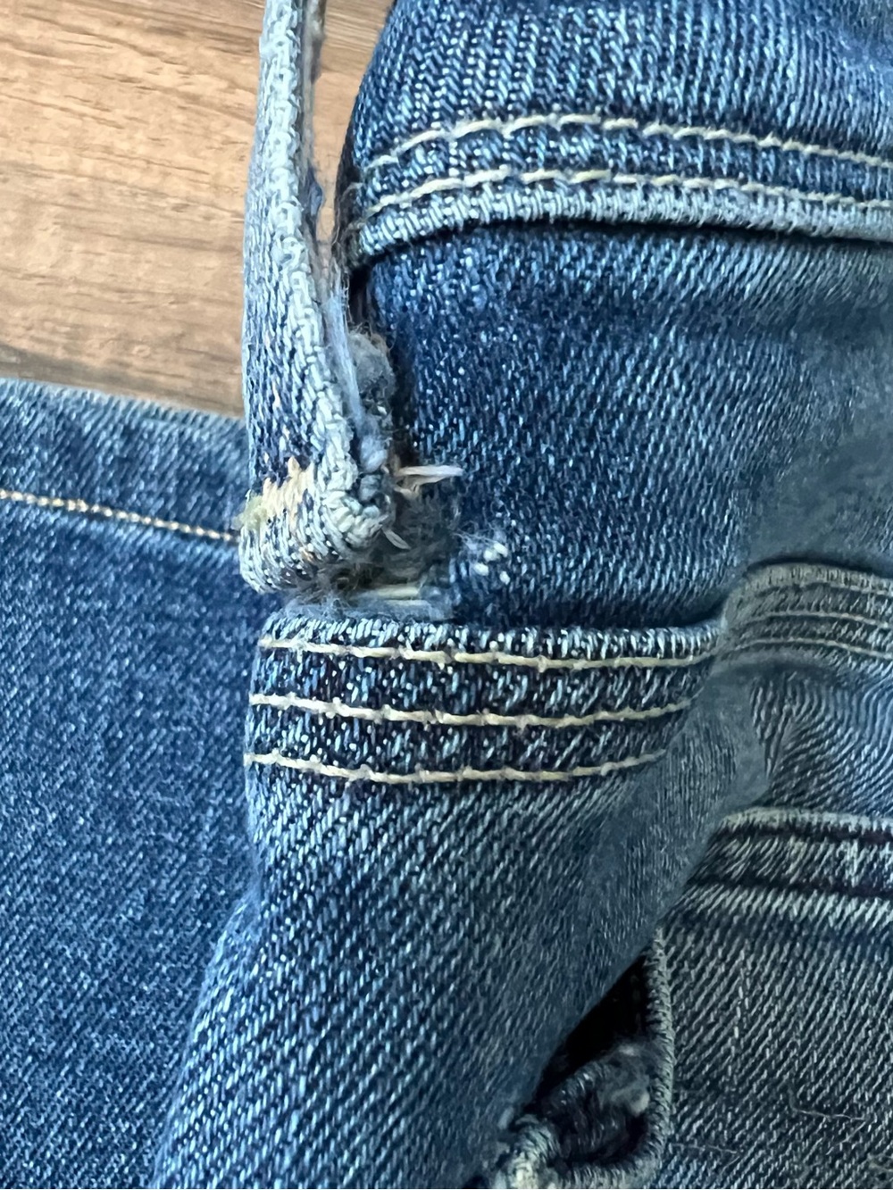 7 For All Mankind Blue Denim Jeans with Contrast Stitching - Picture 8 of 16